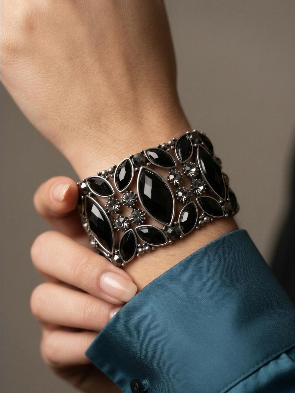 Vintage costume bracelet